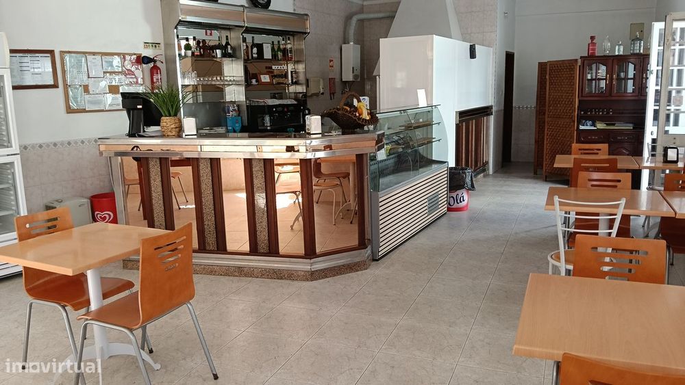 Building with 2 Floors | Montijo City Center | Mixed-Use Property