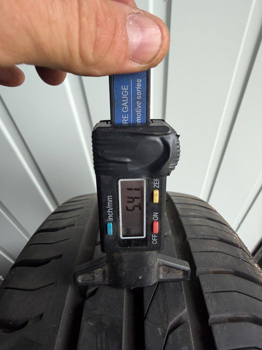 Opony 225/50/17 Continental 2016 Rok 2 szt Lato