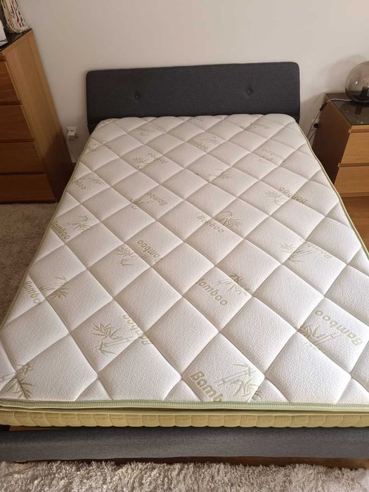 Colchão de Cama de Casal