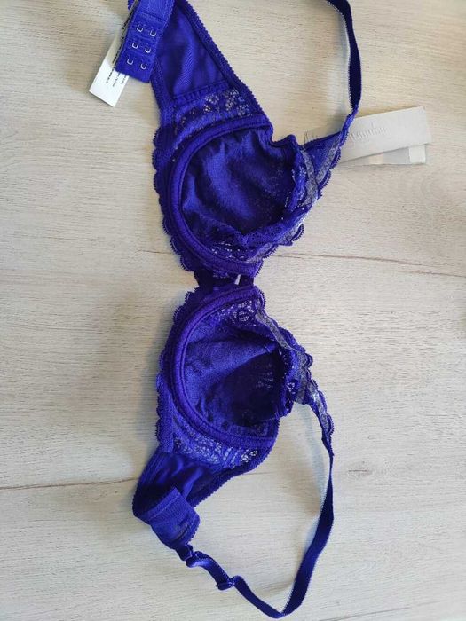 Triumph Amourette Spotlight W 80B nowy odryginalny