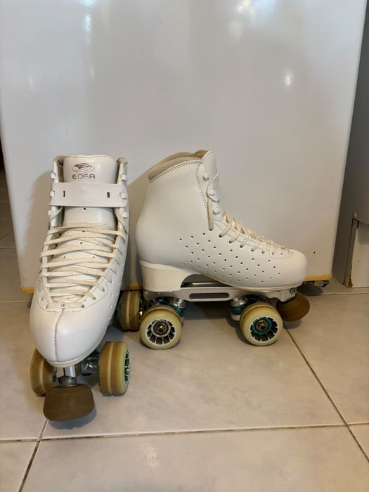 Patins em excelente estado