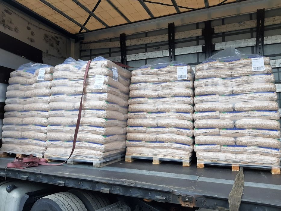 Pellet Dębowy EDWOOD A1 DIN Plus  Polski Producent Biała Podlaska