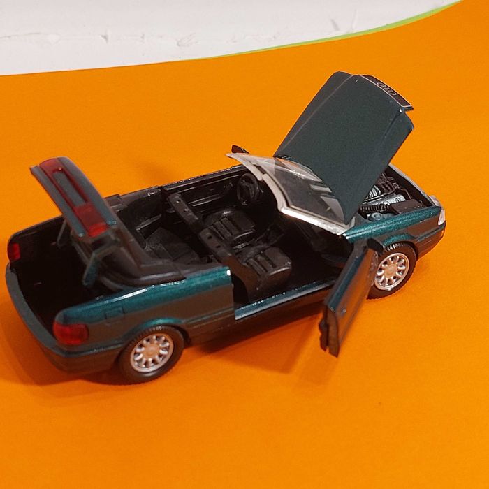 Машинка,  Audi, 1:43, made in  Germany,  маштабная модель