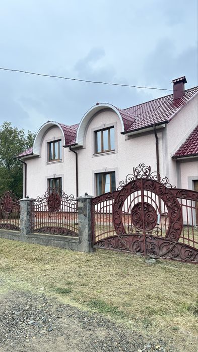 Продам будинок в Садгорі