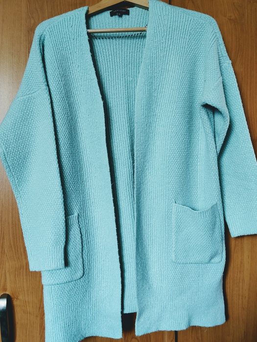 Sweterek damski.