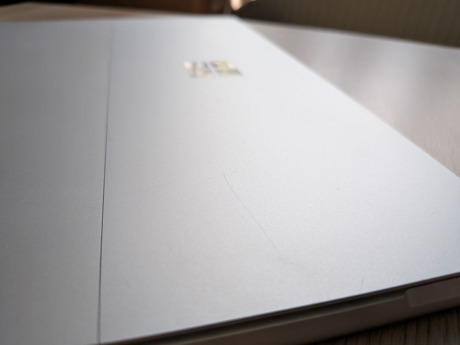 Surface Pro 11 Snapdragon X Plus 1tB laptop tablet