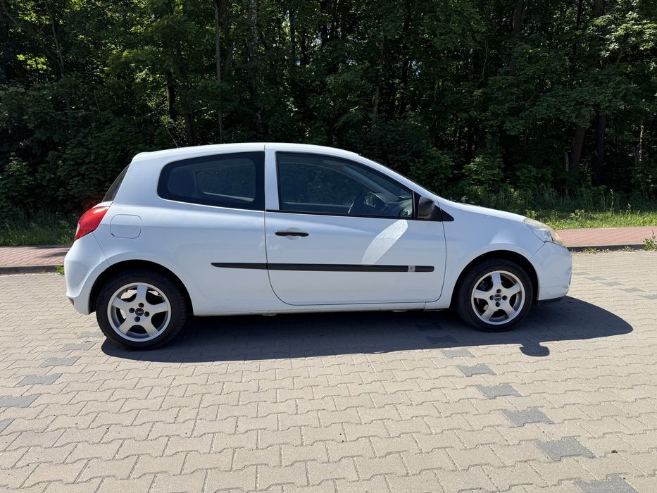 Renault Clio !!! Benzyna