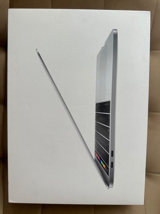 MacBook Pro 13 2019