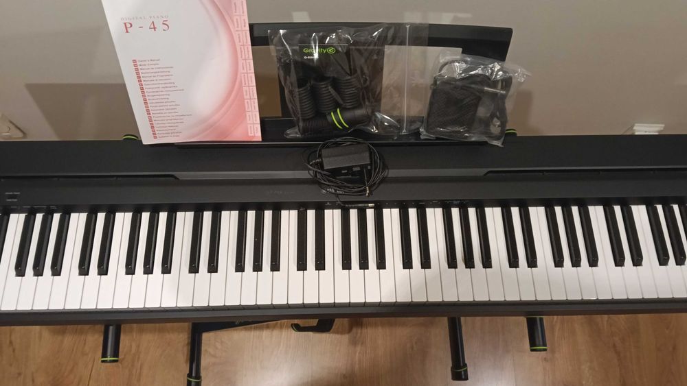 Piano Digital Yamaha P45 (Como Novo)
