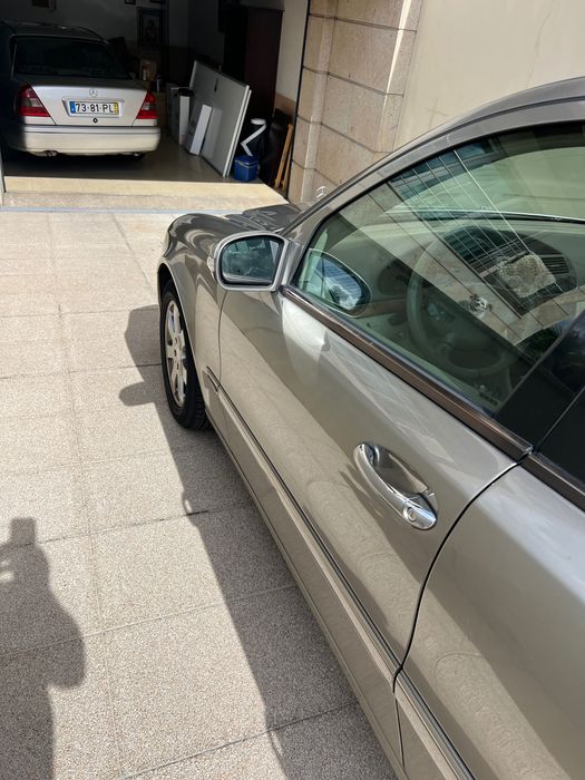 Mercedes E 220 CDI CX automática, muito novo