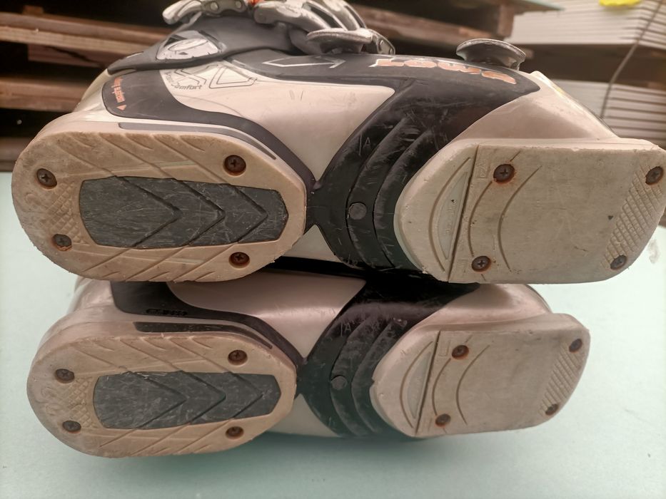 Buty narciarskie Lowa rozmiar 25-25,5cm, skorupa 296mm r. ok. 39