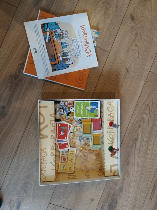 Gra korporacja prawie nowa. Kompletna
