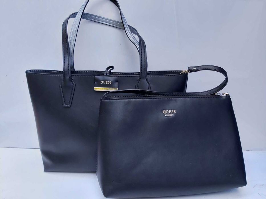 Torebka GUESS zestaw torebek dwustronna 2w1 kosmetyczka czarna srebrna