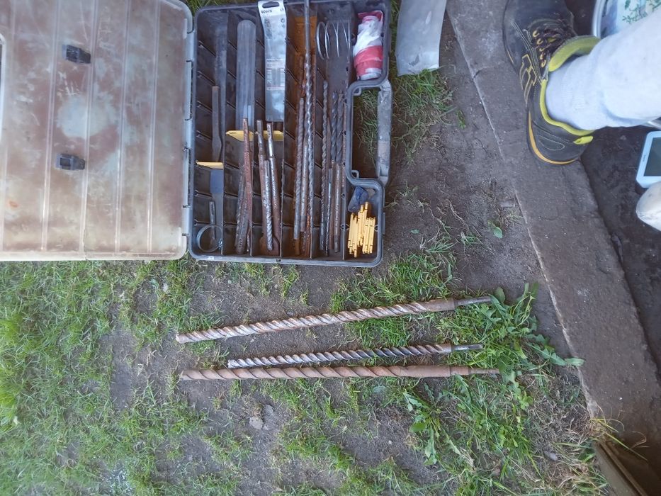 Wiertła do wiertarki sds około 200szt.tanio!