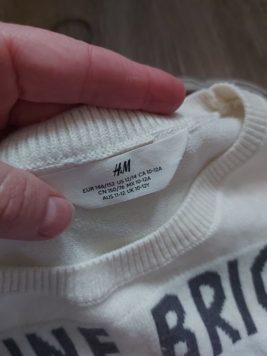 Новорічний светрик фірмовий підлітковий!! 10-12 років..