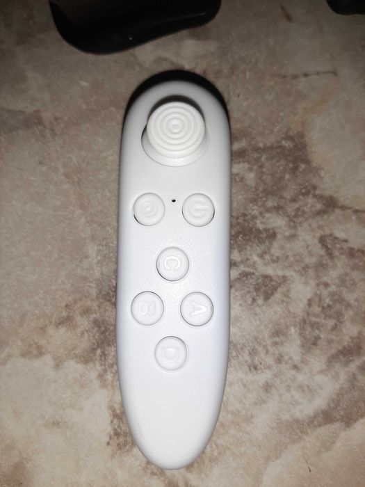 Продам окуляри VR Box.