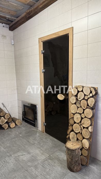 Дом с ремонтом на солнечных батареях+газ. Близко к трассе. Фонтанка