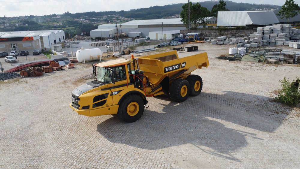 Volvo A30F dumper articulado