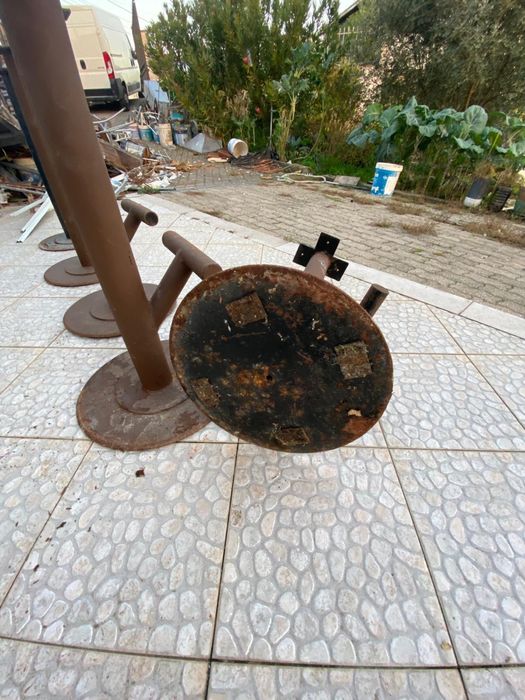 Banco em ferro p/ balcão café/bar