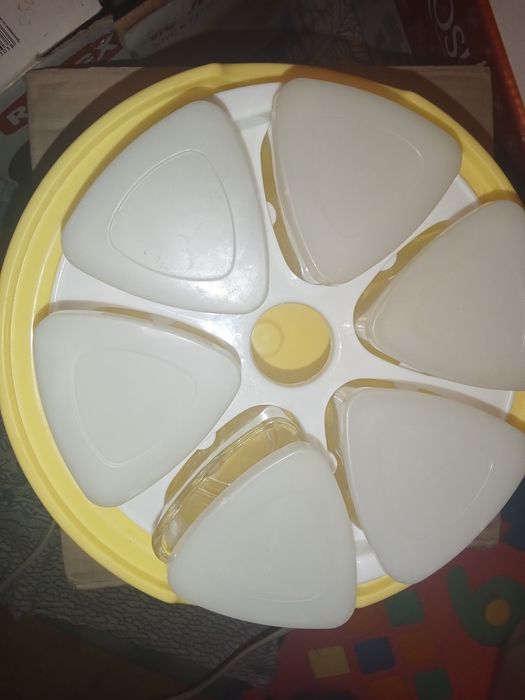 Йогуртница Rotex RYM03-R рабочая