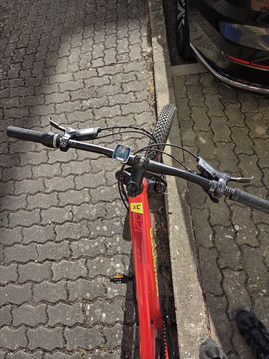 Rockrider XC 120 – BTT XC pronta a rolar (Tamanho M)