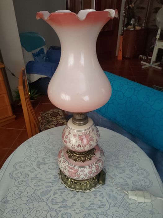 Vintage Table Lamp64862945286402125