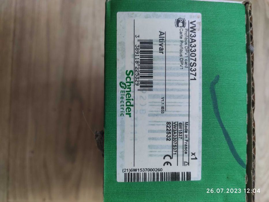 VW3A3307 Schneider комуникационная карта PROFIBUS DPдля ATV61/71