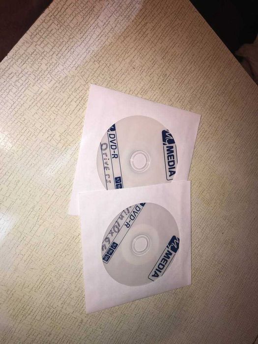 Диск з Windows 7, Windows 8, Windows 10, Windows 11 або Windows Xp