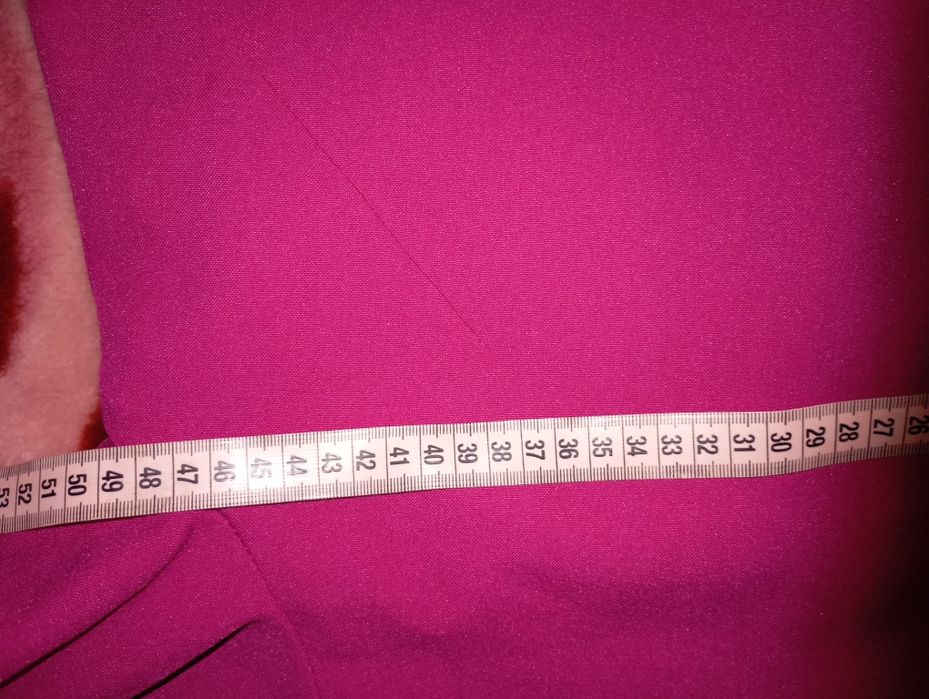 Sukienka w kolorze fuksji