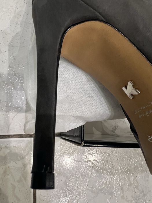 Kozaki skórzane Kazar za kolano roz. 39 szare.