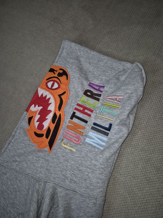 У наявності | Bape Tiger, Тигруіні, Bape