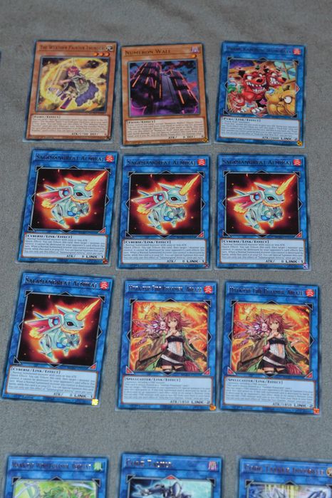 Vendo Colecção Yu-Gi-Oh Maximum Gold El Dorado