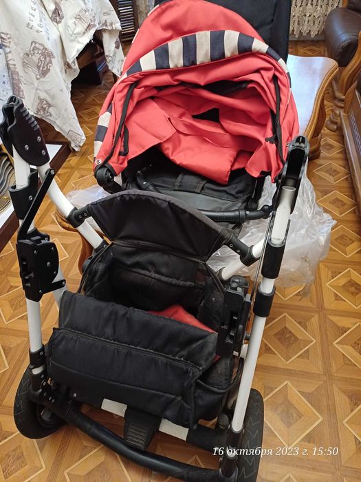 Продам коляску дитячу 3 в 1 Lonex Speedy Ecco червоного кольору