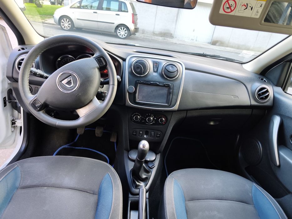 Dacia Sandero — fotografia 6