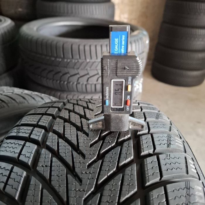 245/40/18+225/45/18 R18 Goodyear UltraGrip Perfomance 3 4шт зима