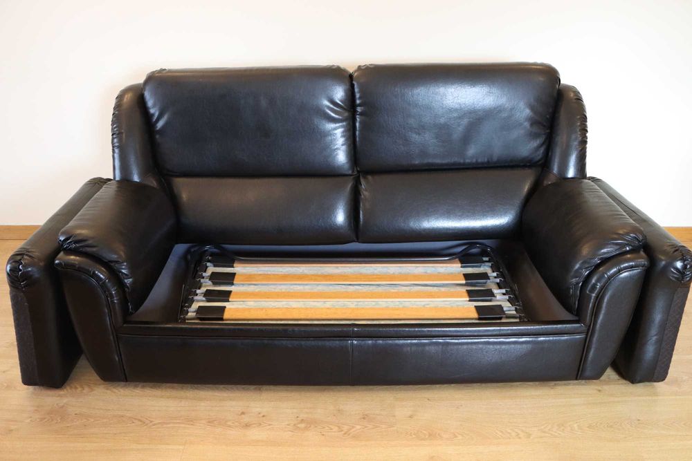 Conjunto de 2 sofás em pele