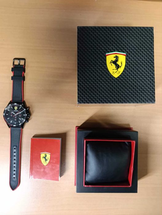 Relogio Ferrari Scuderia Ferrari Pilota como novo