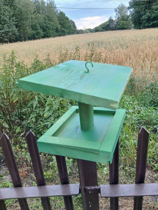 Karmnik dla ptaków