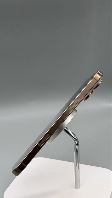 Б/у iPhone 16 Pro Max Desert Titanium 256/512/1tb