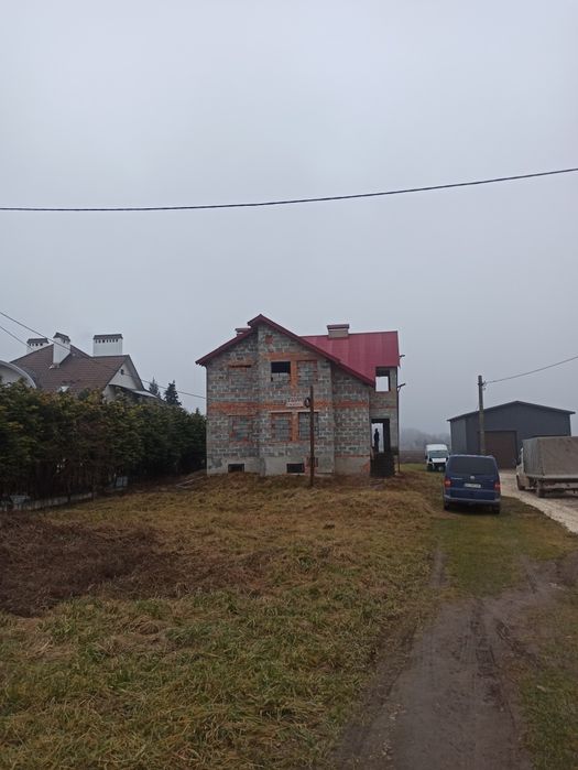 Продається будинок с Бісковичі