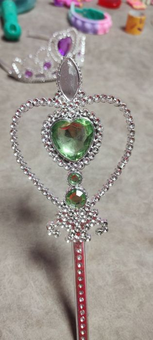 Іграшки для принцеси  терміново