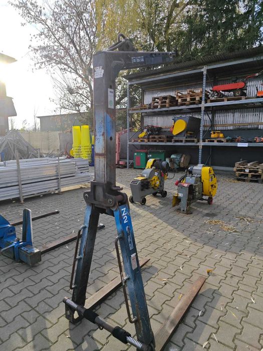 Widły samopoziomujące marki KINSHOFER KM 401-01 1,5t