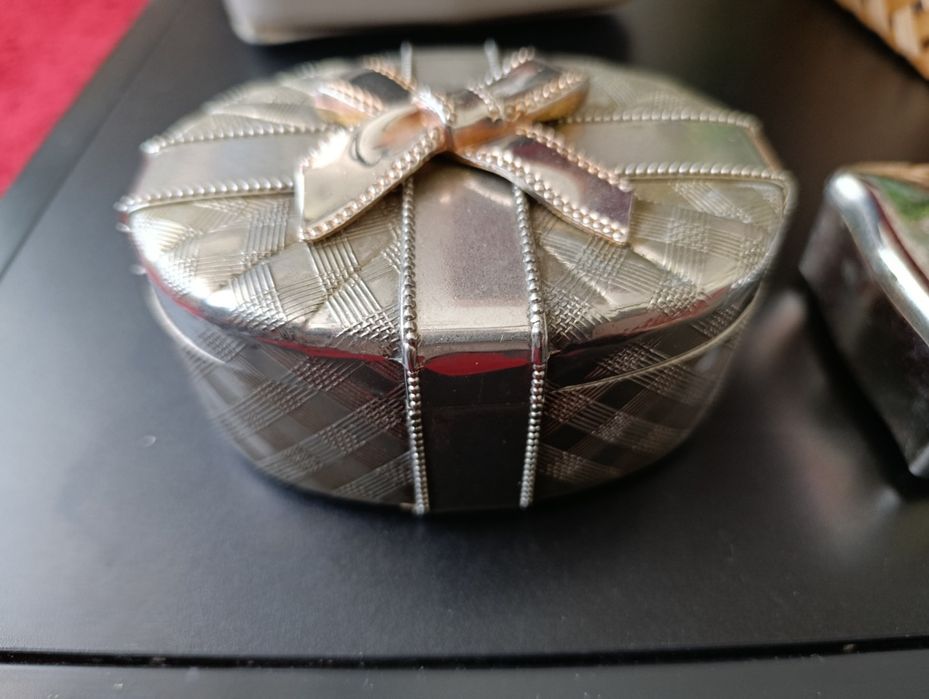 Duas caixas de jóias