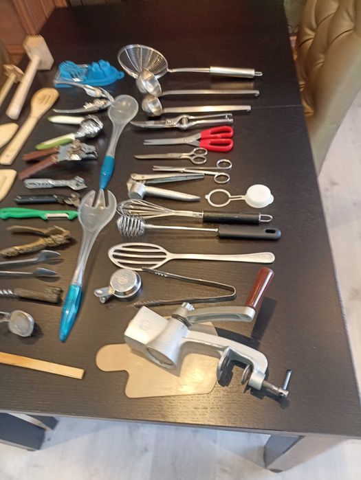 Przybory kuchenne 39 sztuk