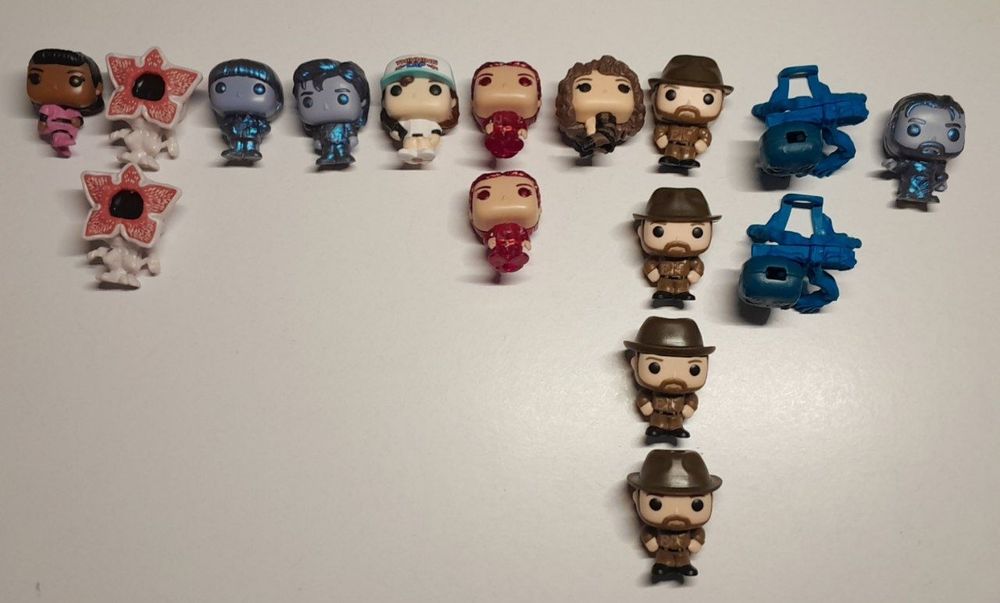 Обміняю фігурки з кіндер joy. Дуже дивні дива (осд)