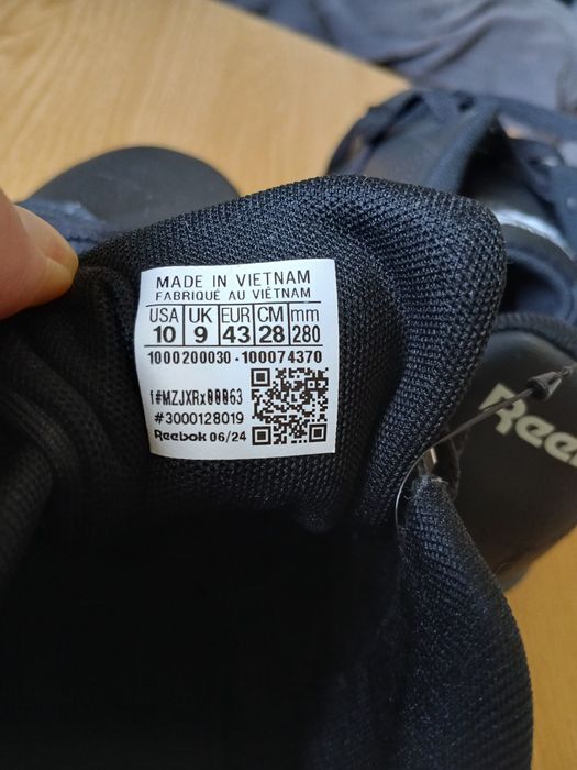 Reebok sneakersy 43 nowe