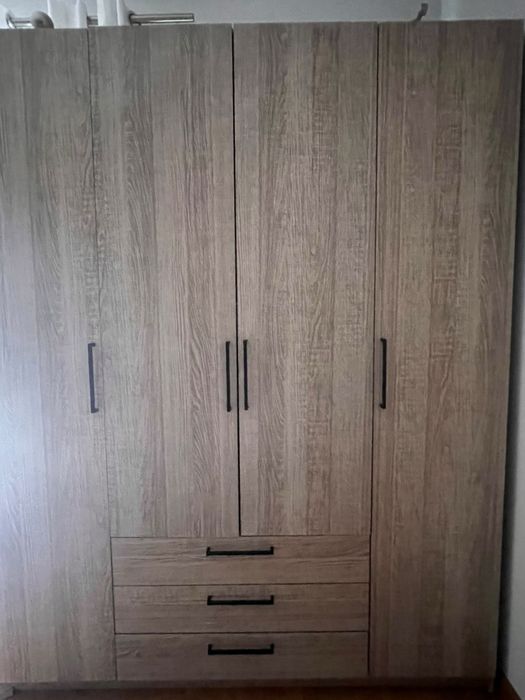 ROUPEIRO TECKNO (4 portas + 3 gavetas)