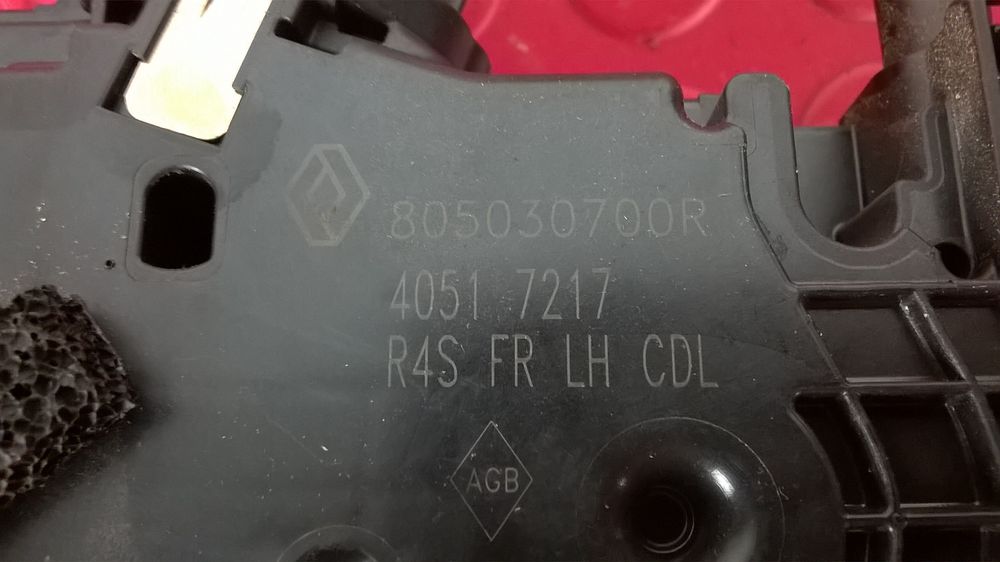 Fecho da Porta Frente Esq - RENAULT TWINGO III (BCM_, BCA_)