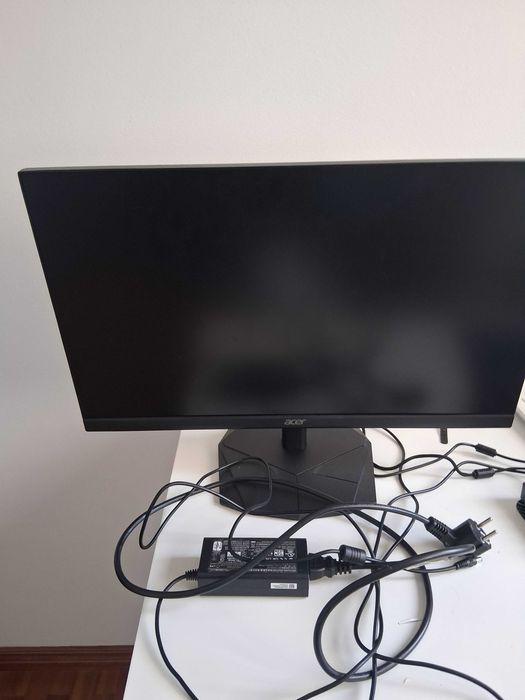 Monitor acer nitro kg1 em ótimo estado usado poucas vezes