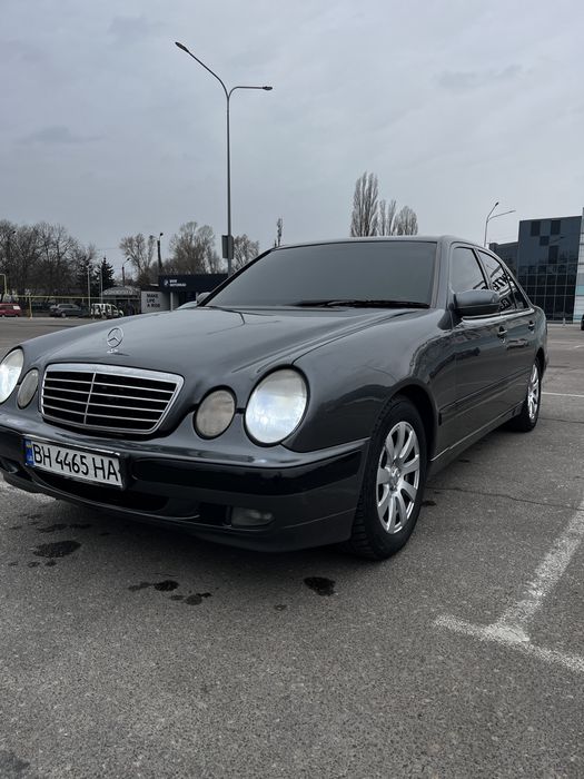 Продам власний Mercedes w210